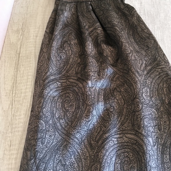 Ellen Tracy Silk Two Piece Top and Pants - Picture 3 of 15